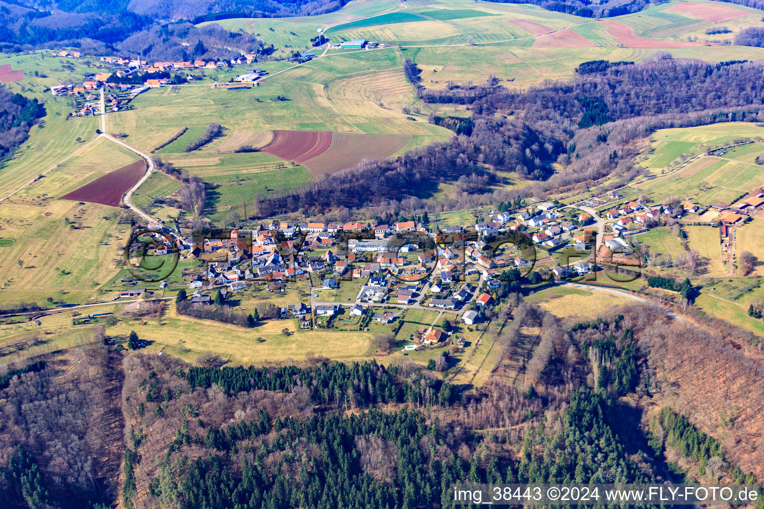 Vue aérienne de Hilst dans le département Rhénanie-Palatinat, Allemagne