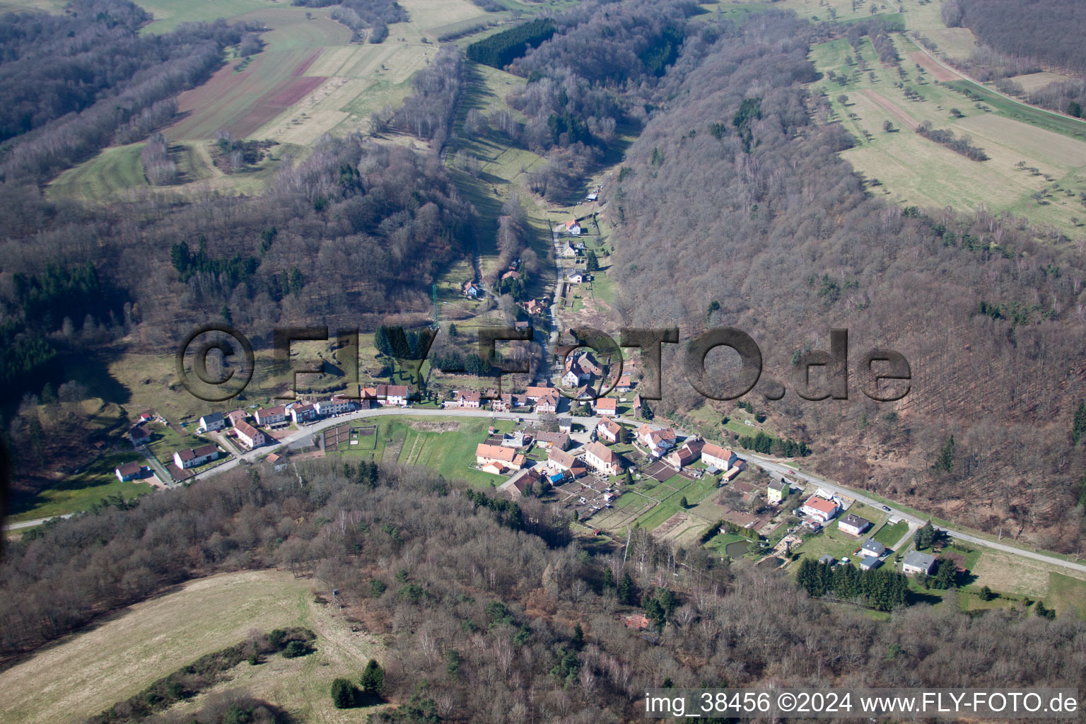 Vue oblique de Bousseviller dans le département Moselle, France