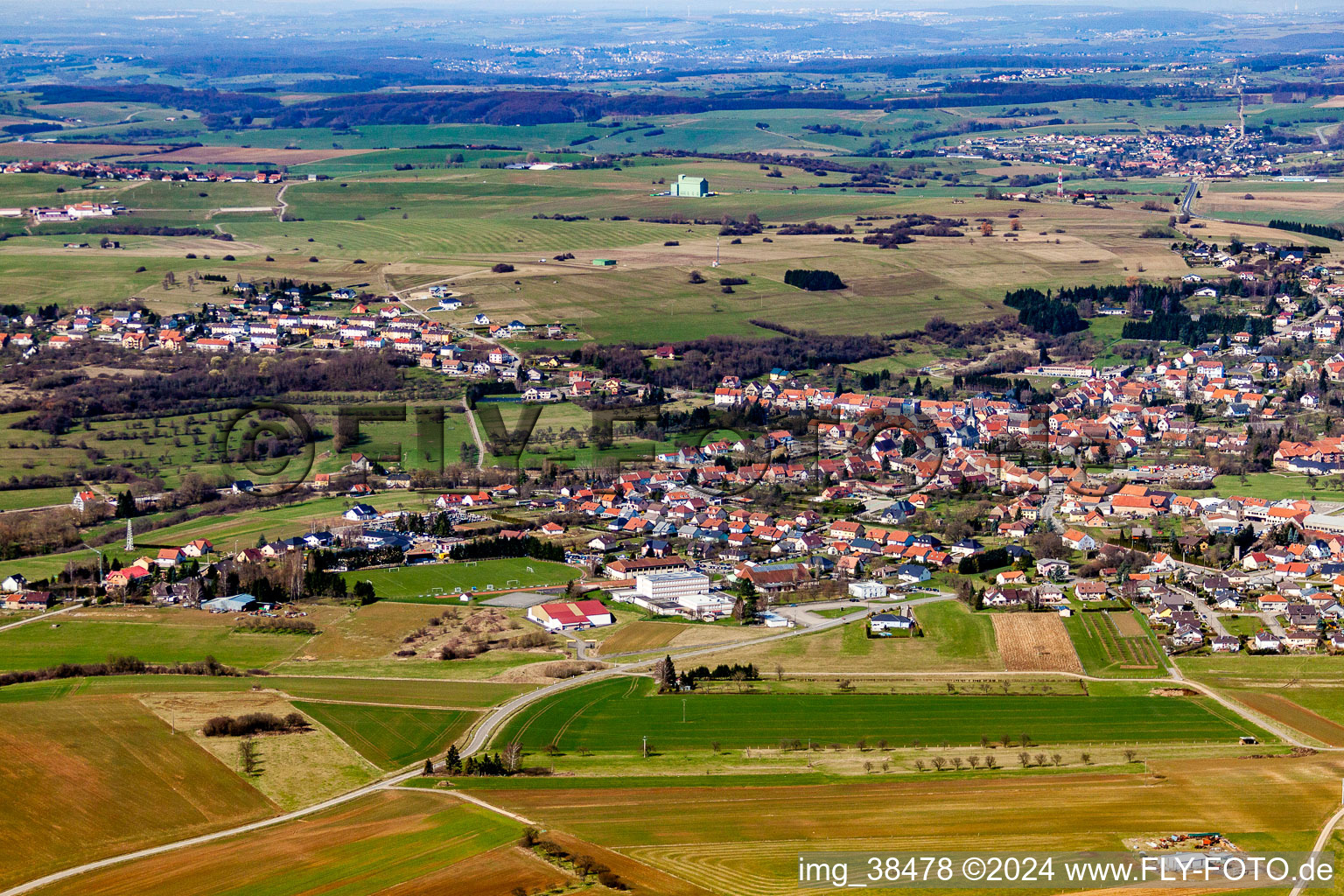 Photographie aérienne de Rohrbach-lès-Bitche dans le département Moselle, France