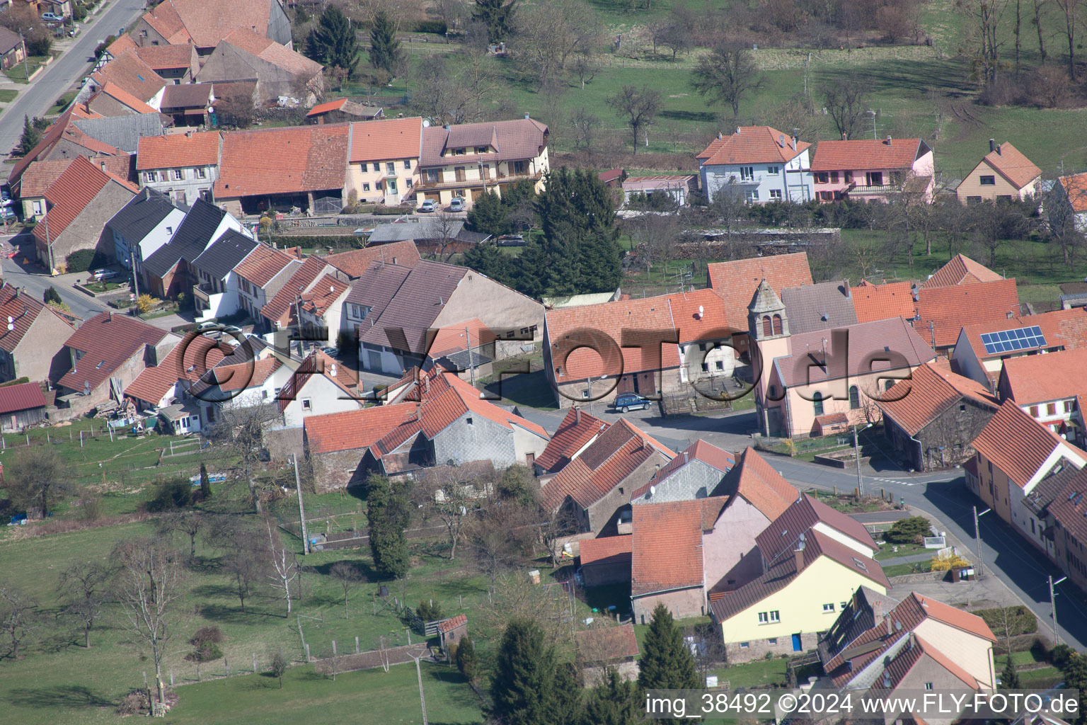 Vue oblique de Weislingen dans le département Bas Rhin, France