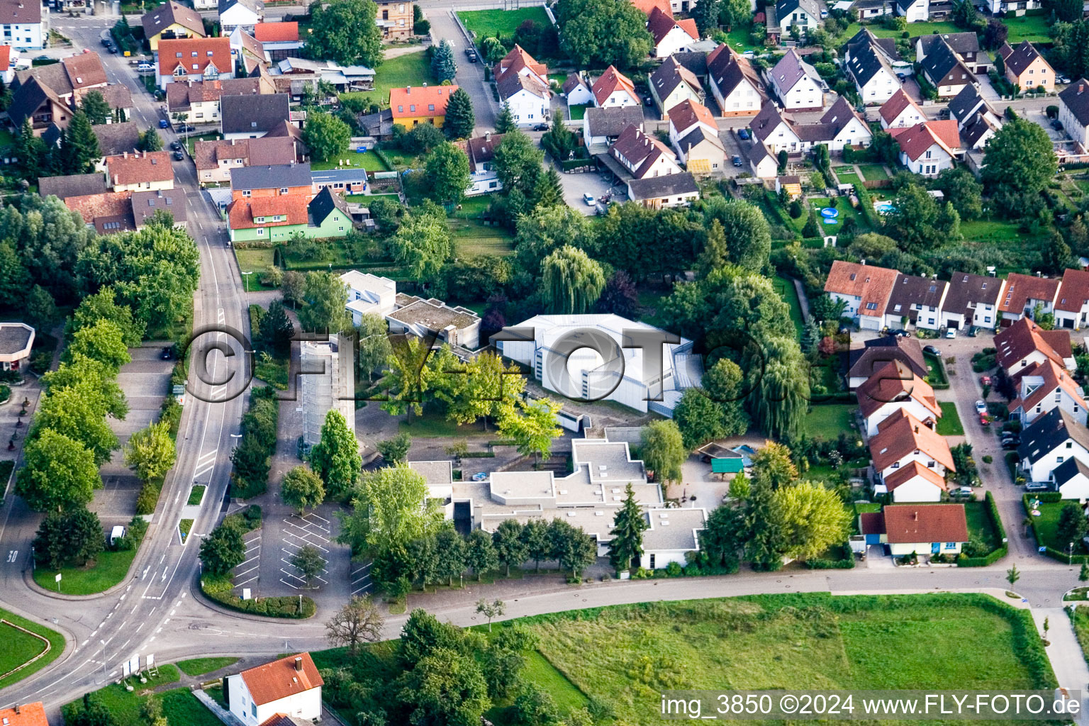 Vue d'oiseau de Steinmauern dans le département Bade-Wurtemberg, Allemagne