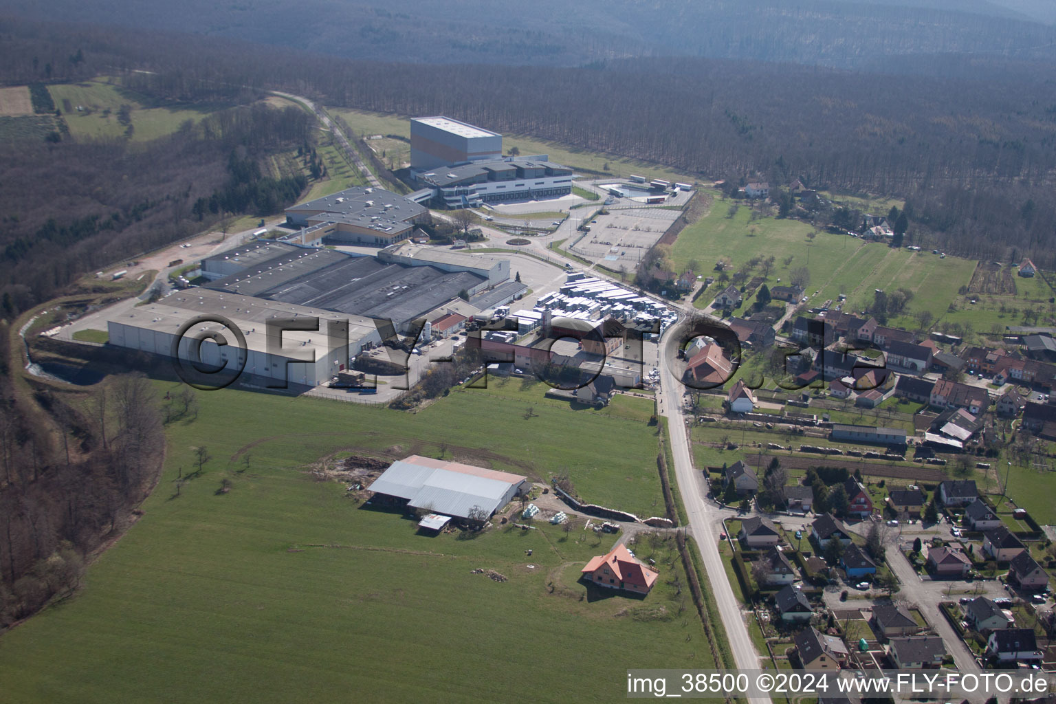 Petersbach dans le département Bas Rhin, France d'en haut