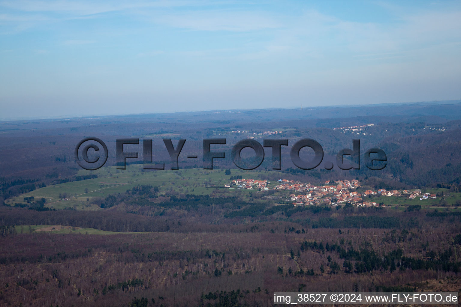 Phalsbourg dans le département Moselle, France depuis l'avion