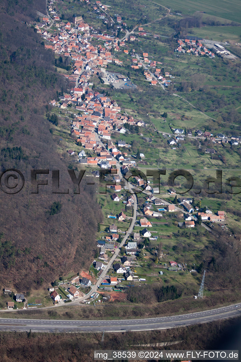 Saint-Jean-Saverne dans le département Bas Rhin, France vue d'en haut