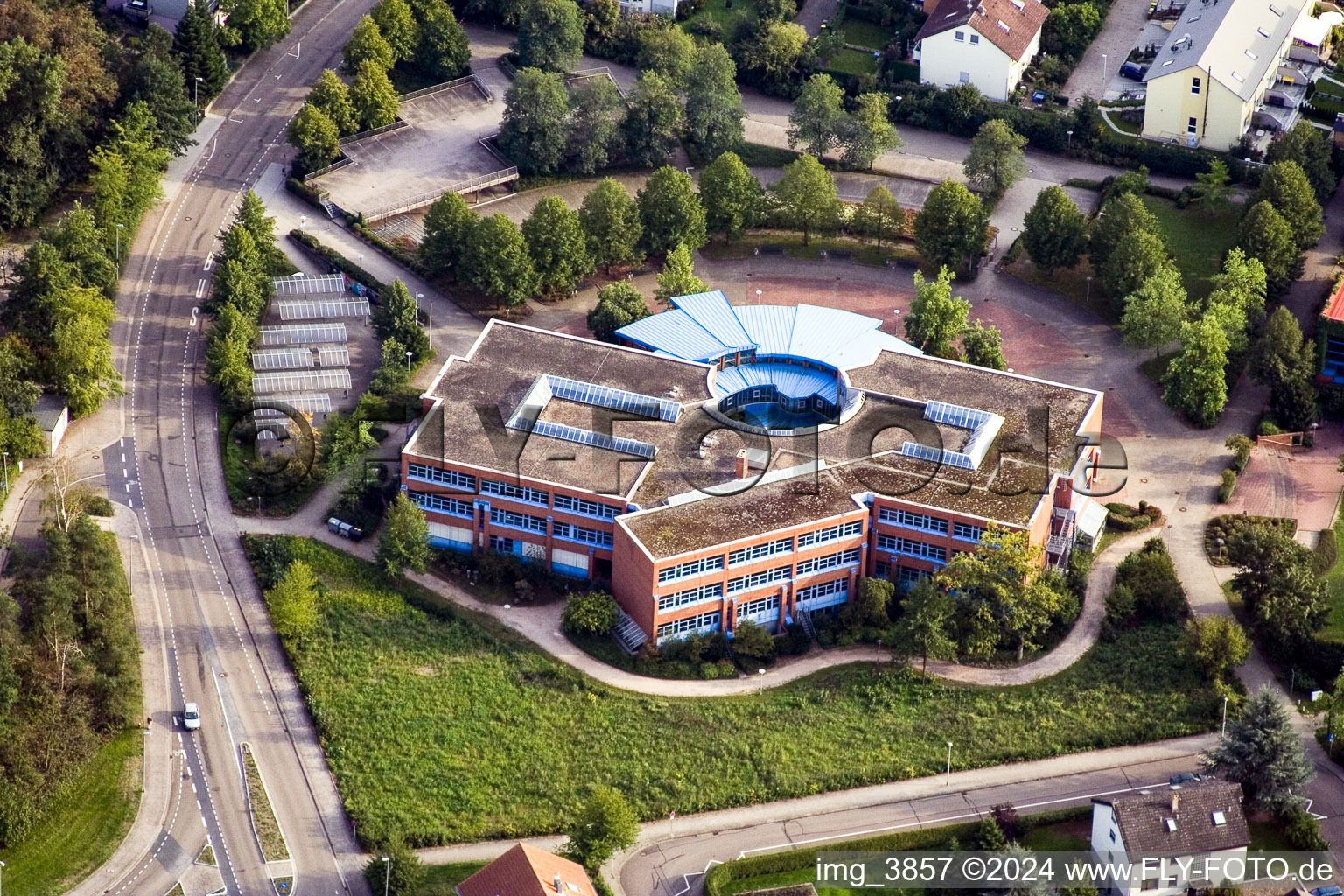 Vue aérienne de Ecole commerciale à Rastatt dans le département Bade-Wurtemberg, Allemagne