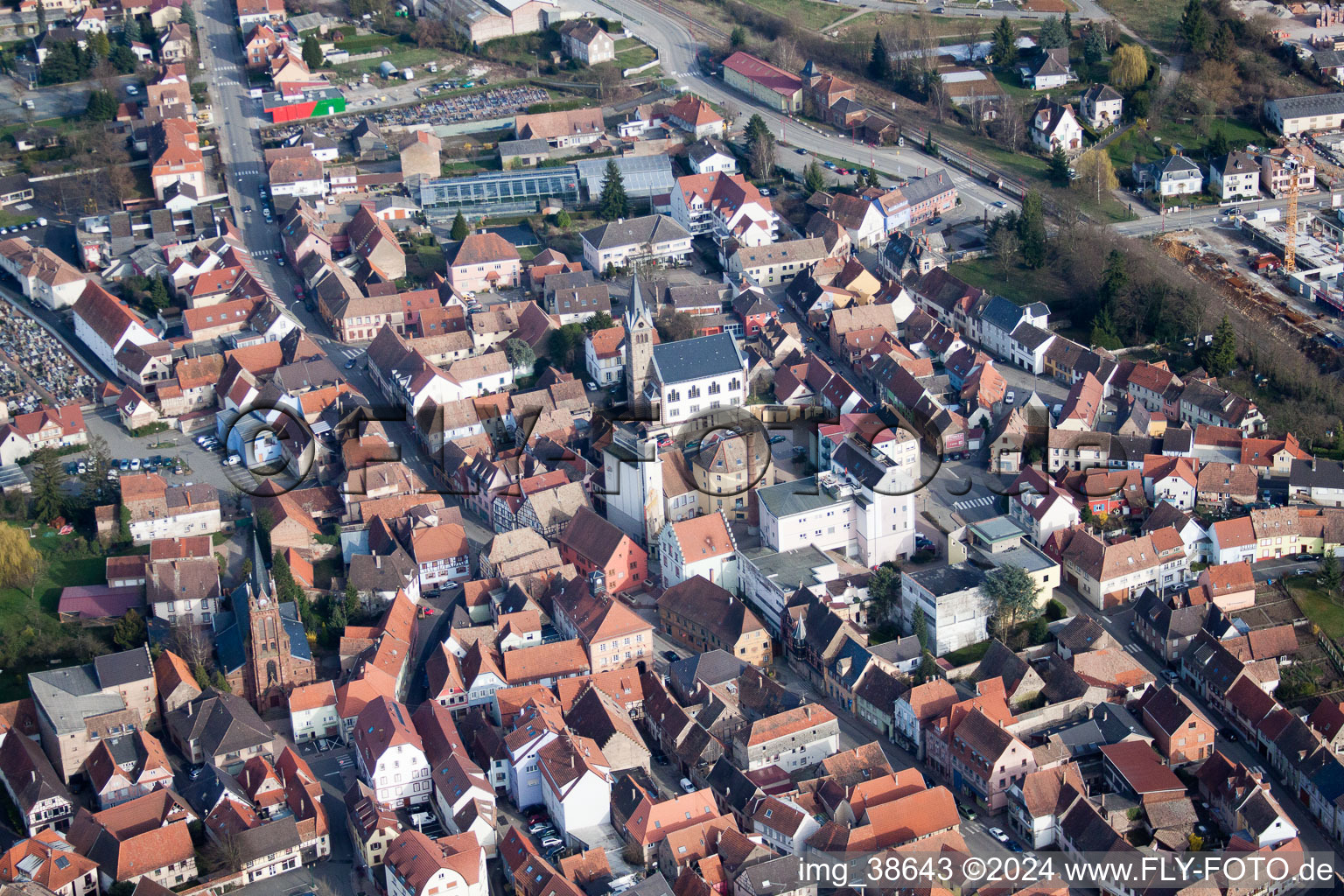 Pfaffenhoffen dans le département Bas Rhin, France vue du ciel