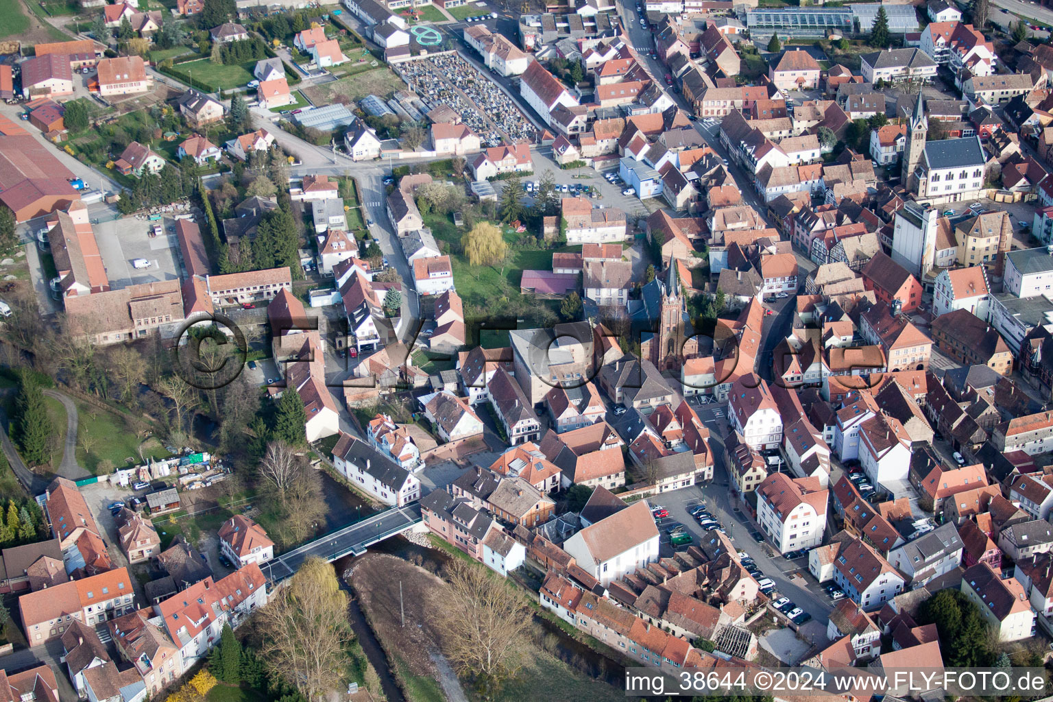 Enregistrement par drone de Pfaffenhoffen dans le département Bas Rhin, France