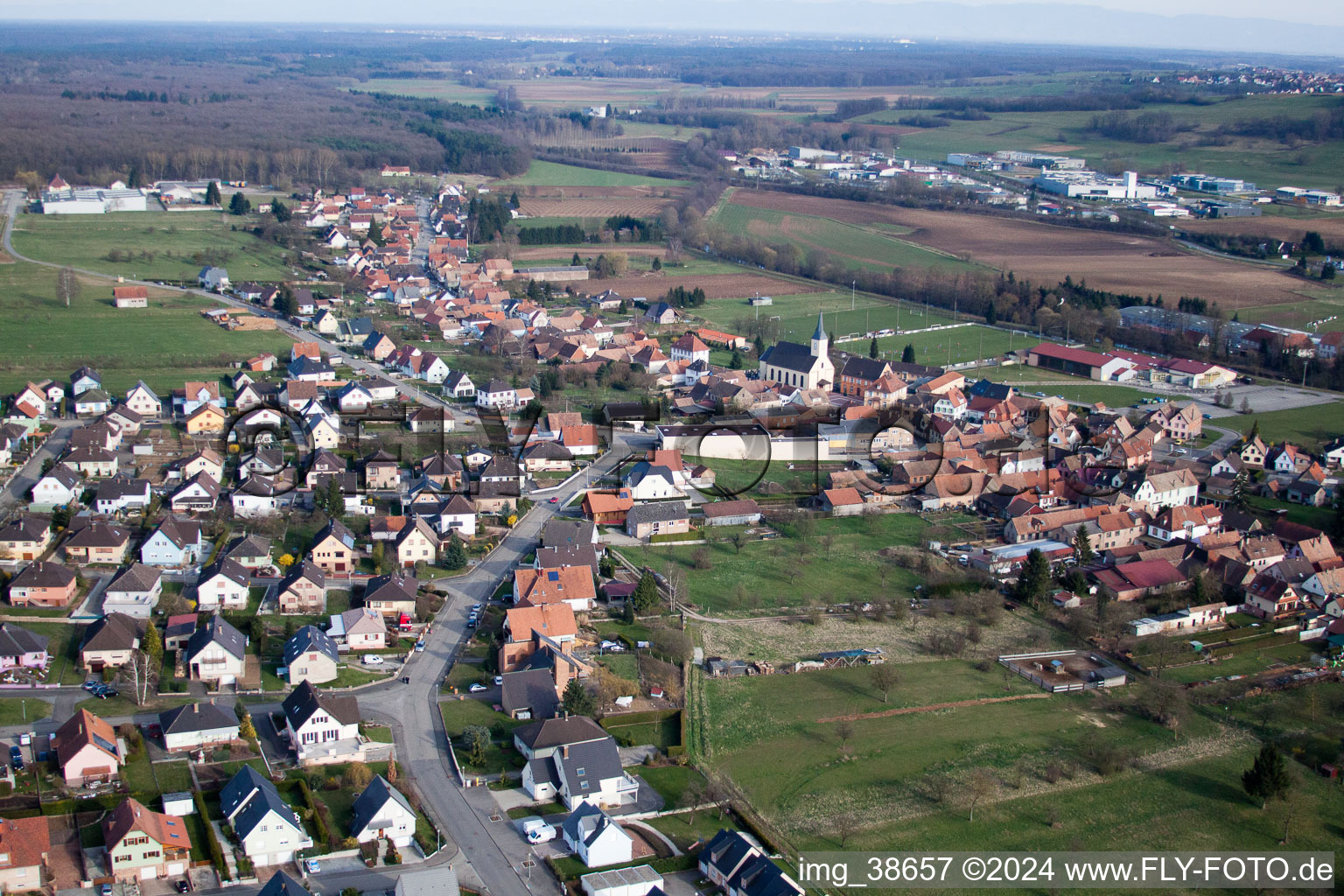 Pfaffenhoffen dans le département Bas Rhin, France vue d'en haut