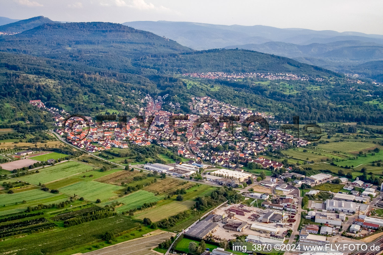 Vue oblique de Quartier Haueneberstein in Baden-Baden dans le département Bade-Wurtemberg, Allemagne