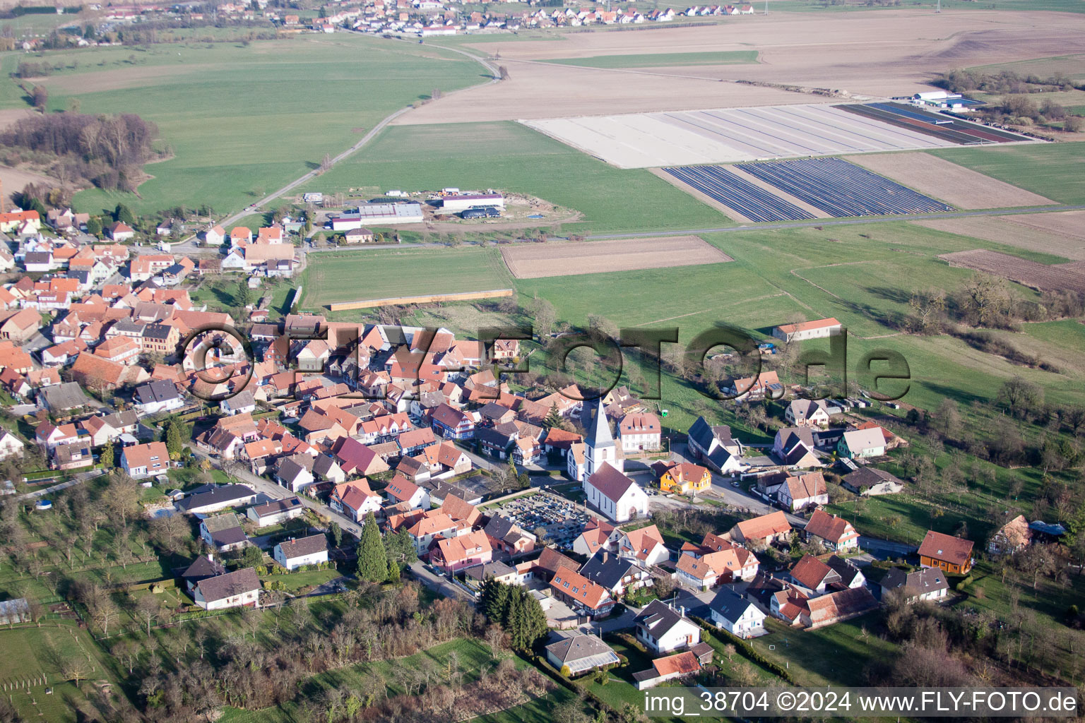 Morsbronn-les-Bains dans le département Bas Rhin, France depuis l'avion