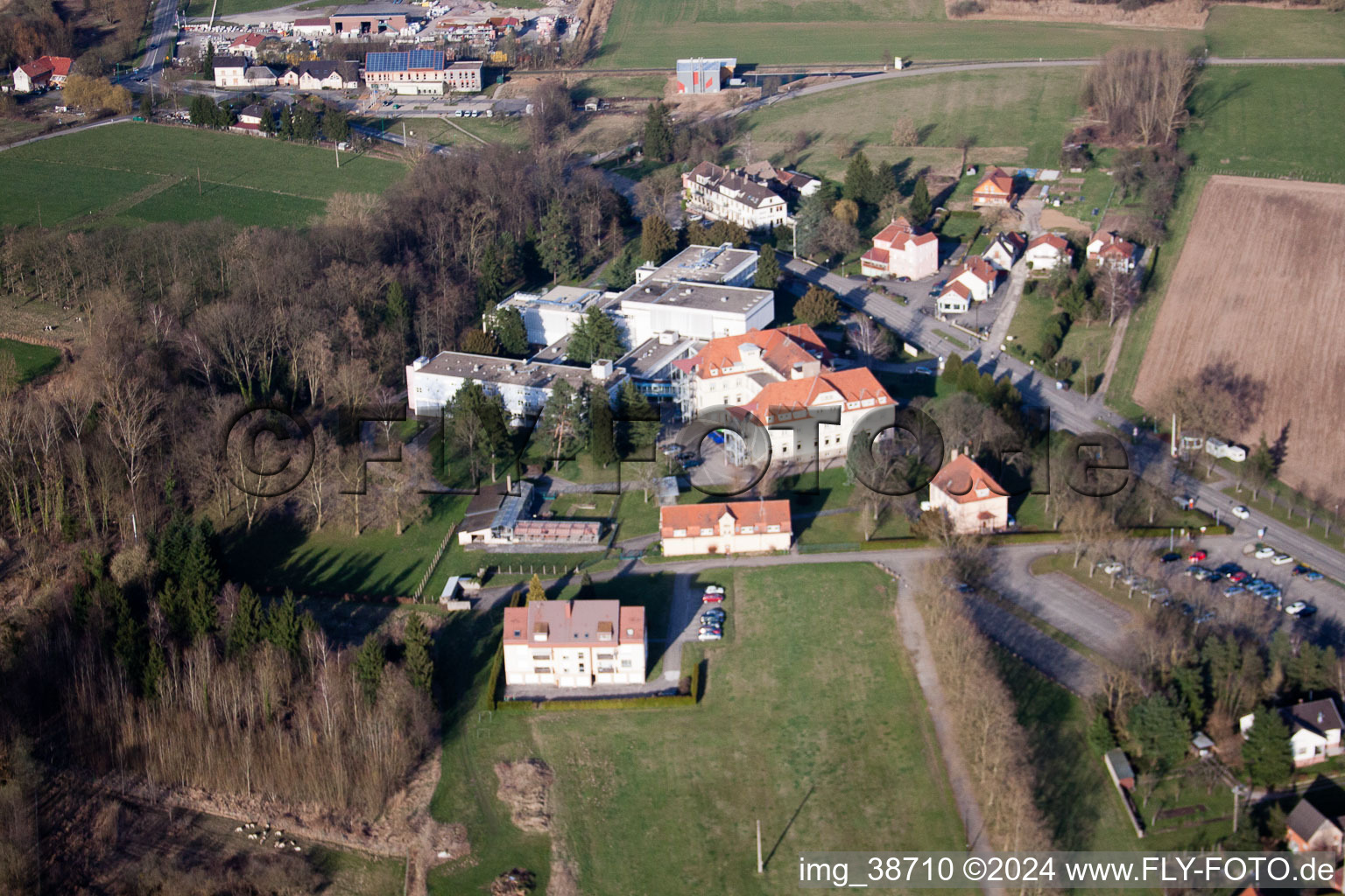 Morsbronn-les-Bains dans le département Bas Rhin, France d'un drone