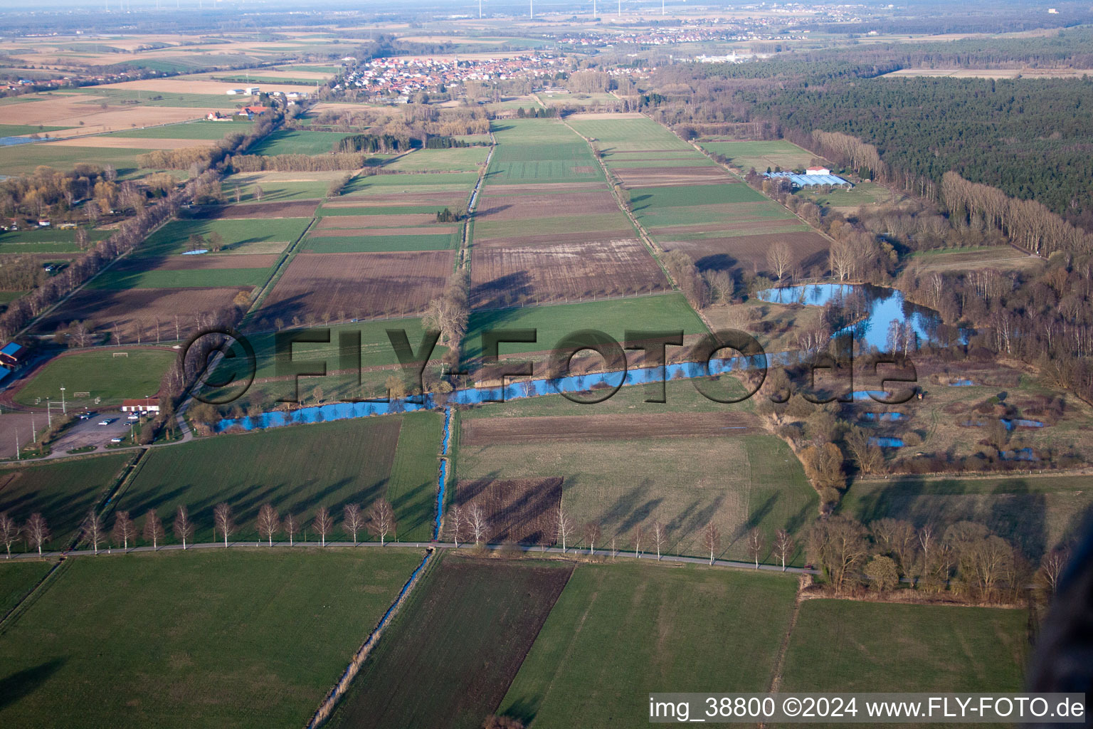 Vue oblique de Steinfeld dans le département Rhénanie-Palatinat, Allemagne