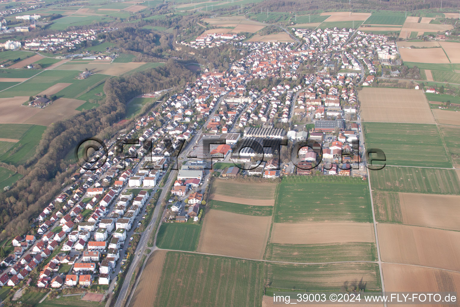 Vue aérienne de Quartier Höfingen in Leonberg dans le département Bade-Wurtemberg, Allemagne