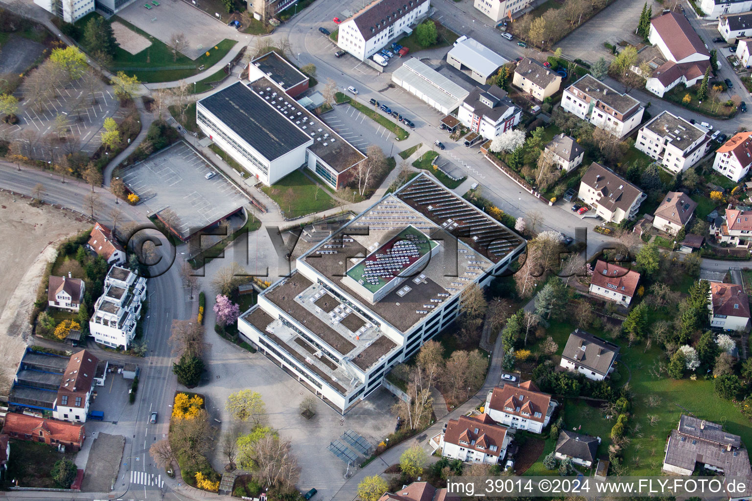 Vue aérienne de Lycée Johannes Kepler, Lindenstr à Leonberg dans le département Bade-Wurtemberg, Allemagne