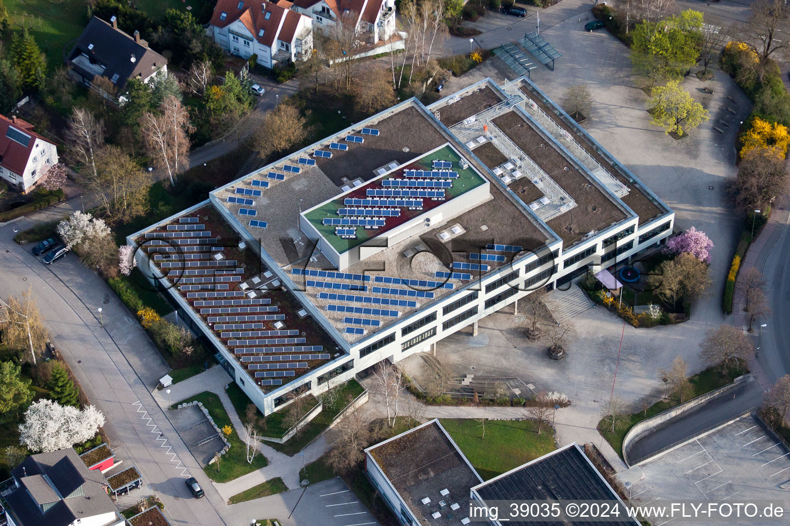 Lycée Johannes Kepler, Lindenstr à Leonberg dans le département Bade-Wurtemberg, Allemagne vue d'en haut