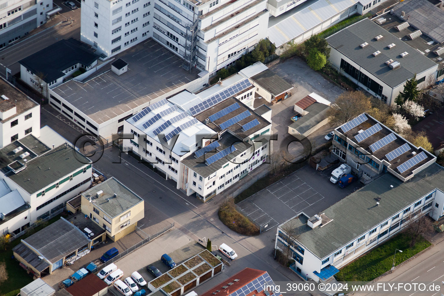 Vue oblique de Entreprise Jilg, Dieselstr à le quartier Eltingen in Leonberg dans le département Bade-Wurtemberg, Allemagne