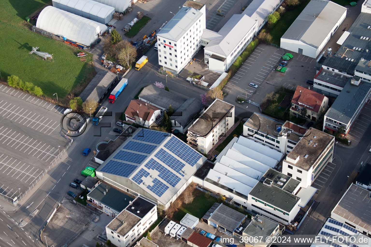 Vue d'oiseau de METDRA Metall- und Drahtwarenfabrik GmbH, Dieselstr à le quartier Eltingen in Leonberg dans le département Bade-Wurtemberg, Allemagne