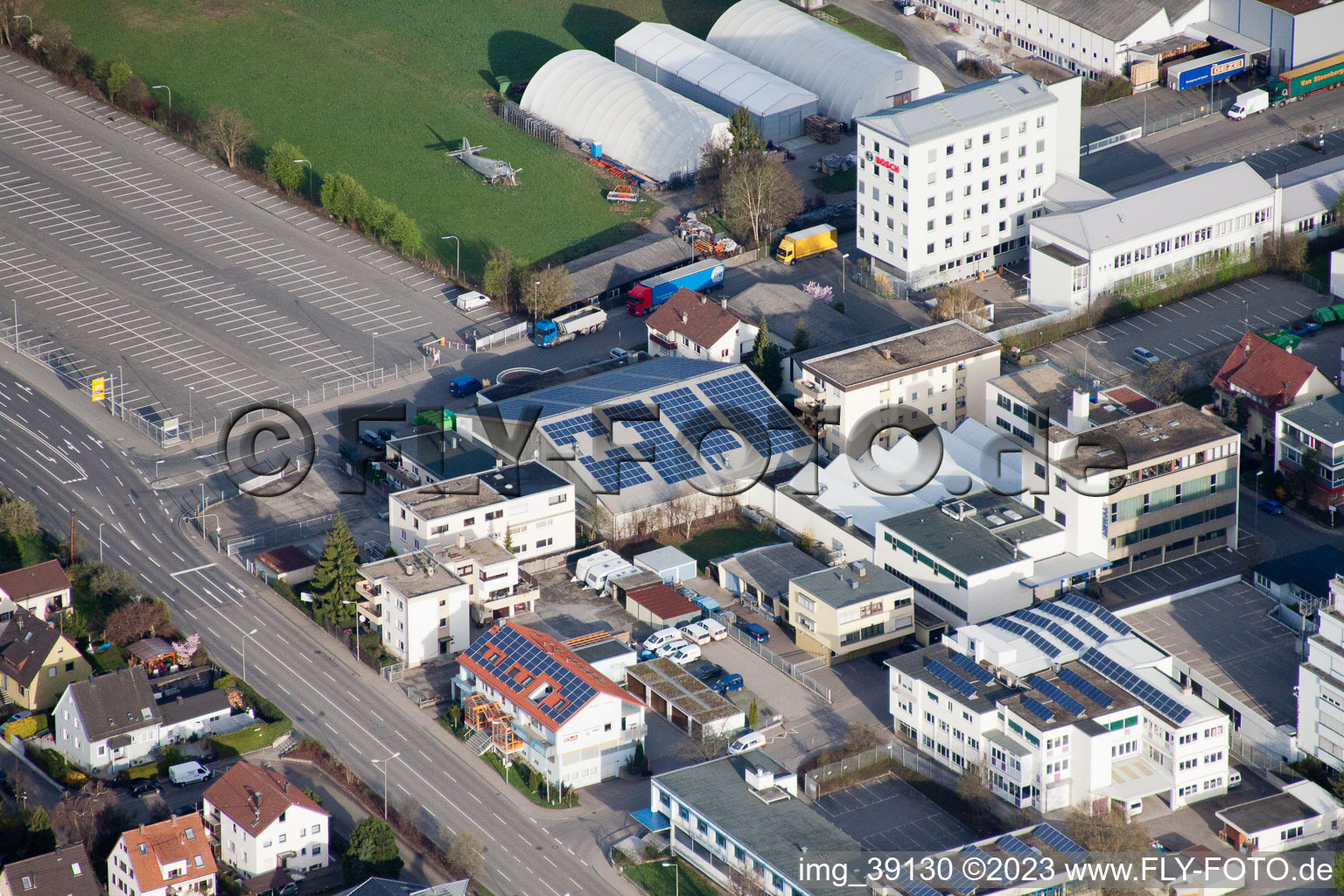 METDRA Metall- und Drahtwarenfabrik GmbH, Dieselstr à le quartier Eltingen in Leonberg dans le département Bade-Wurtemberg, Allemagne vu d'un drone