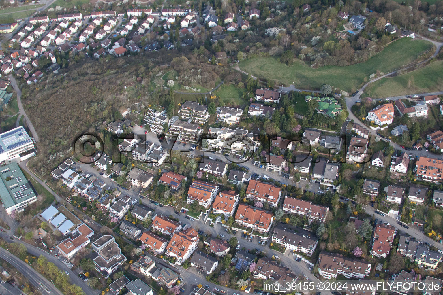 Vue aérienne de Au Bockberg à le quartier Ramtel in Leonberg dans le département Bade-Wurtemberg, Allemagne