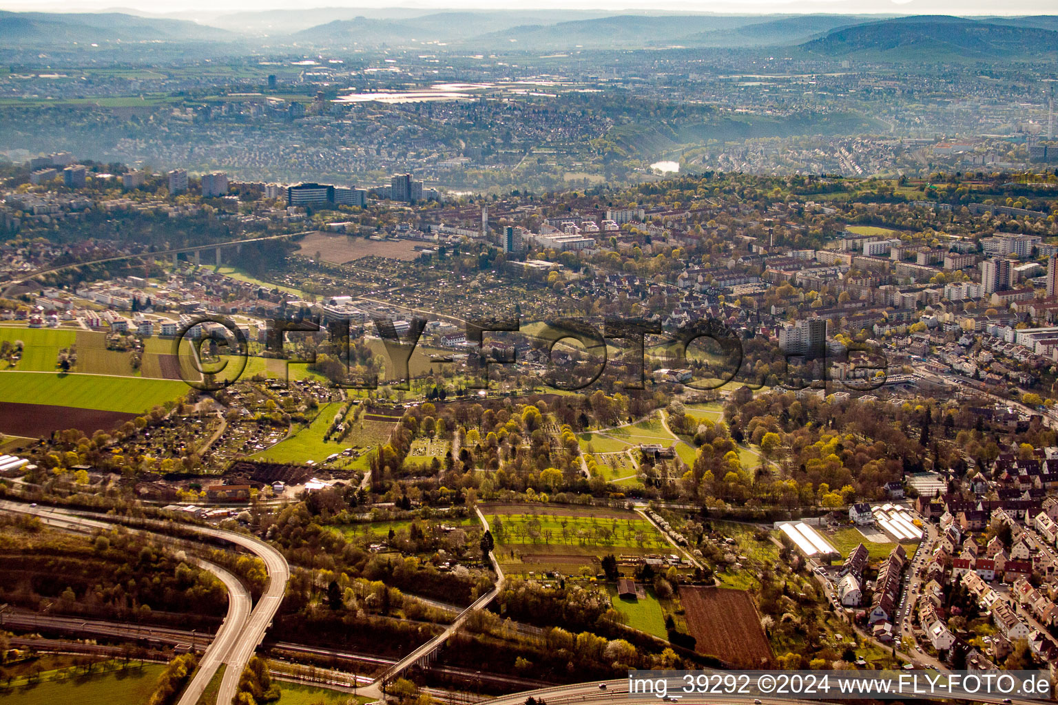 Vue oblique de Quartier Zuffenhausen in Stuttgart dans le département Bade-Wurtemberg, Allemagne