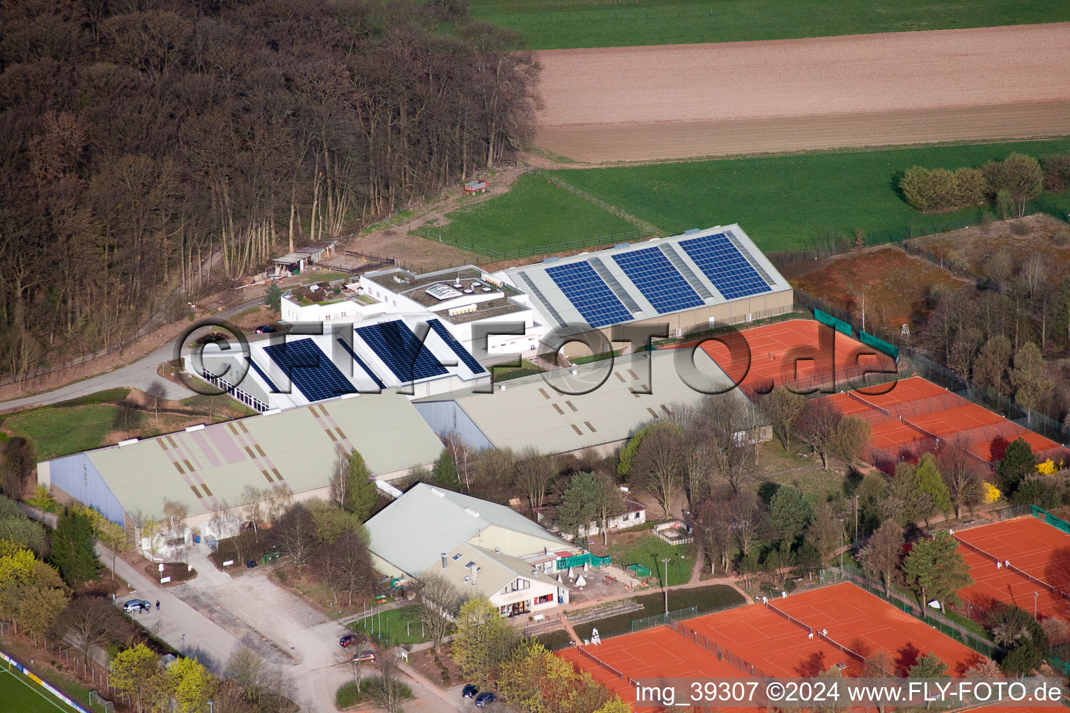 Vue aérienne de Wurtemberg Association de tennis, Emerholzweg à le quartier Stammheim in Stuttgart dans le département Bade-Wurtemberg, Allemagne