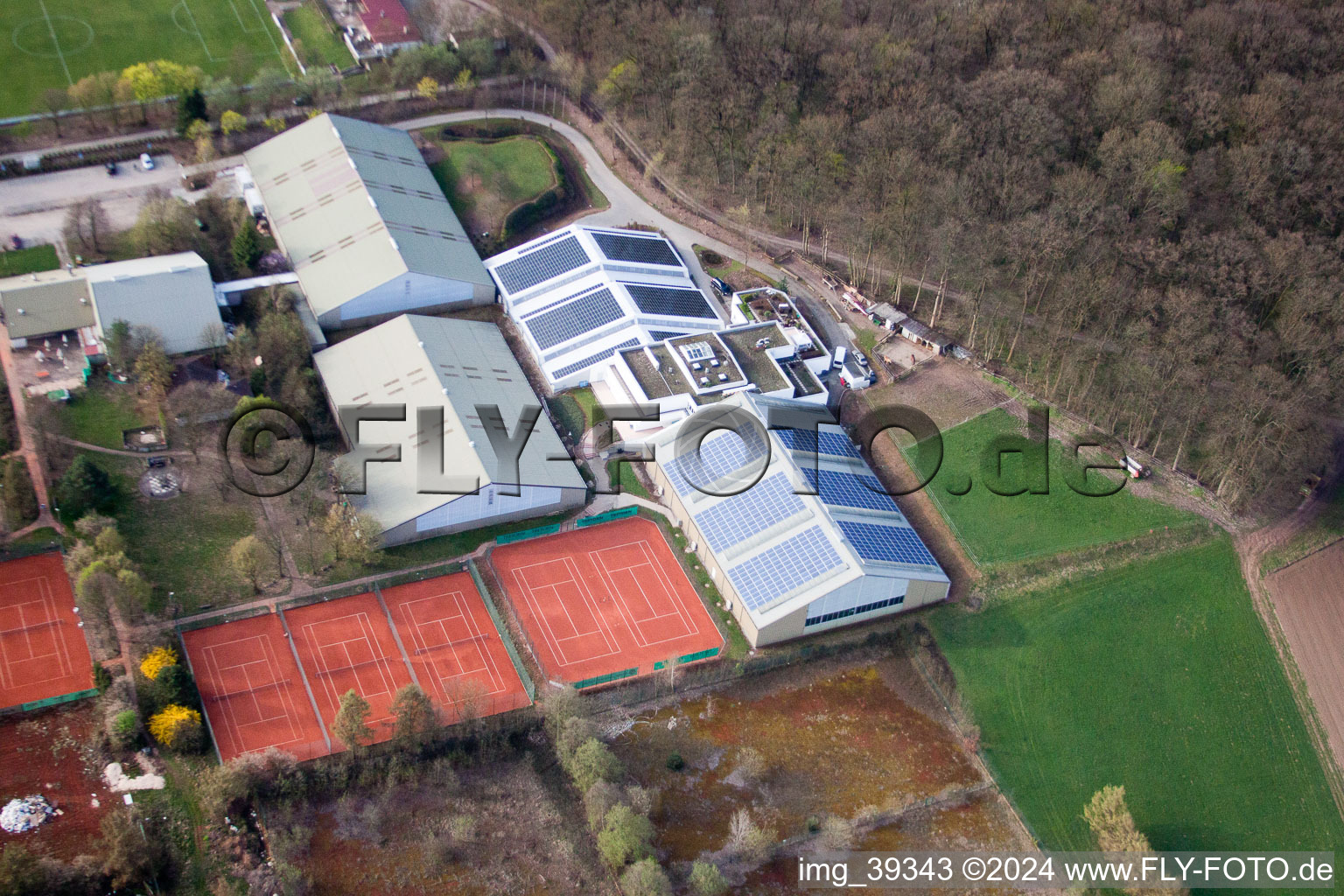 Vue d'oiseau de Wurtemberg Association de tennis, Emerholzweg à le quartier Stammheim in Stuttgart dans le département Bade-Wurtemberg, Allemagne