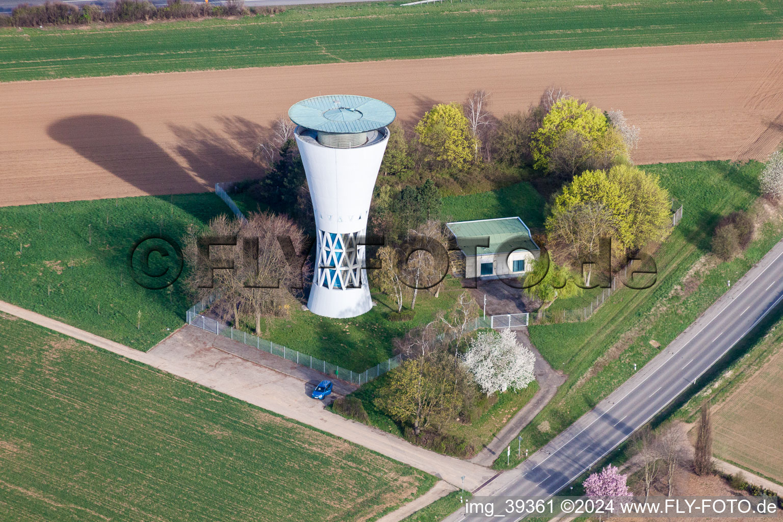 Vue aérienne de Structure du château d'eau du monument industriel à Möglingen dans le département Bade-Wurtemberg, Allemagne