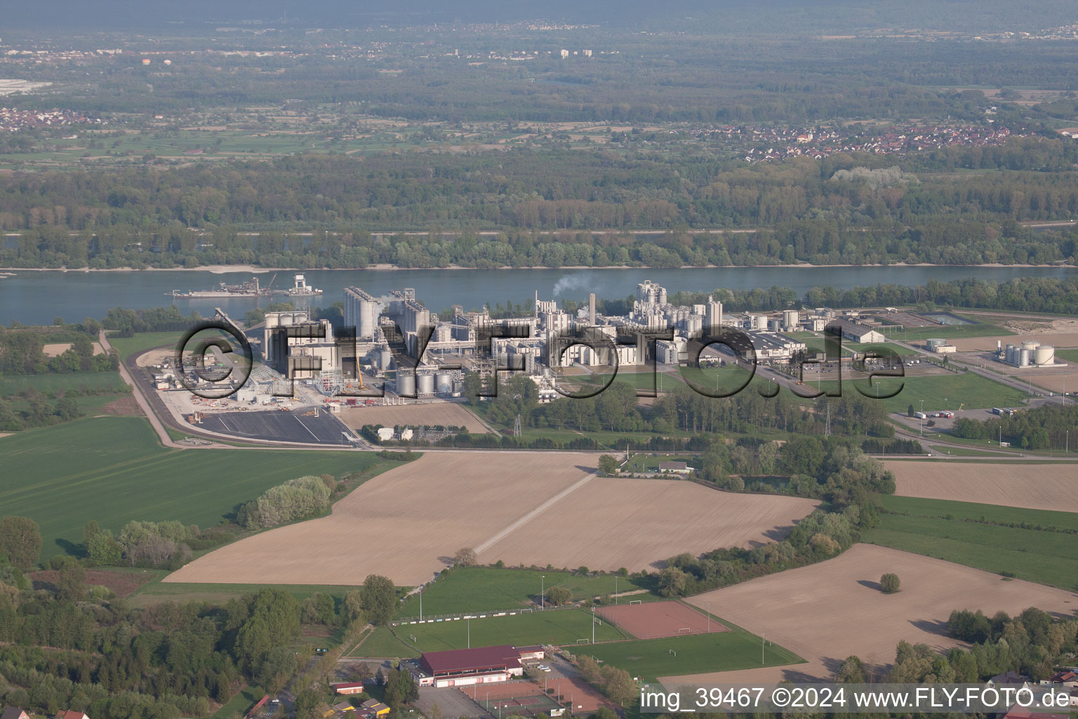 Vue oblique de Beinheim dans le département Bas Rhin, France