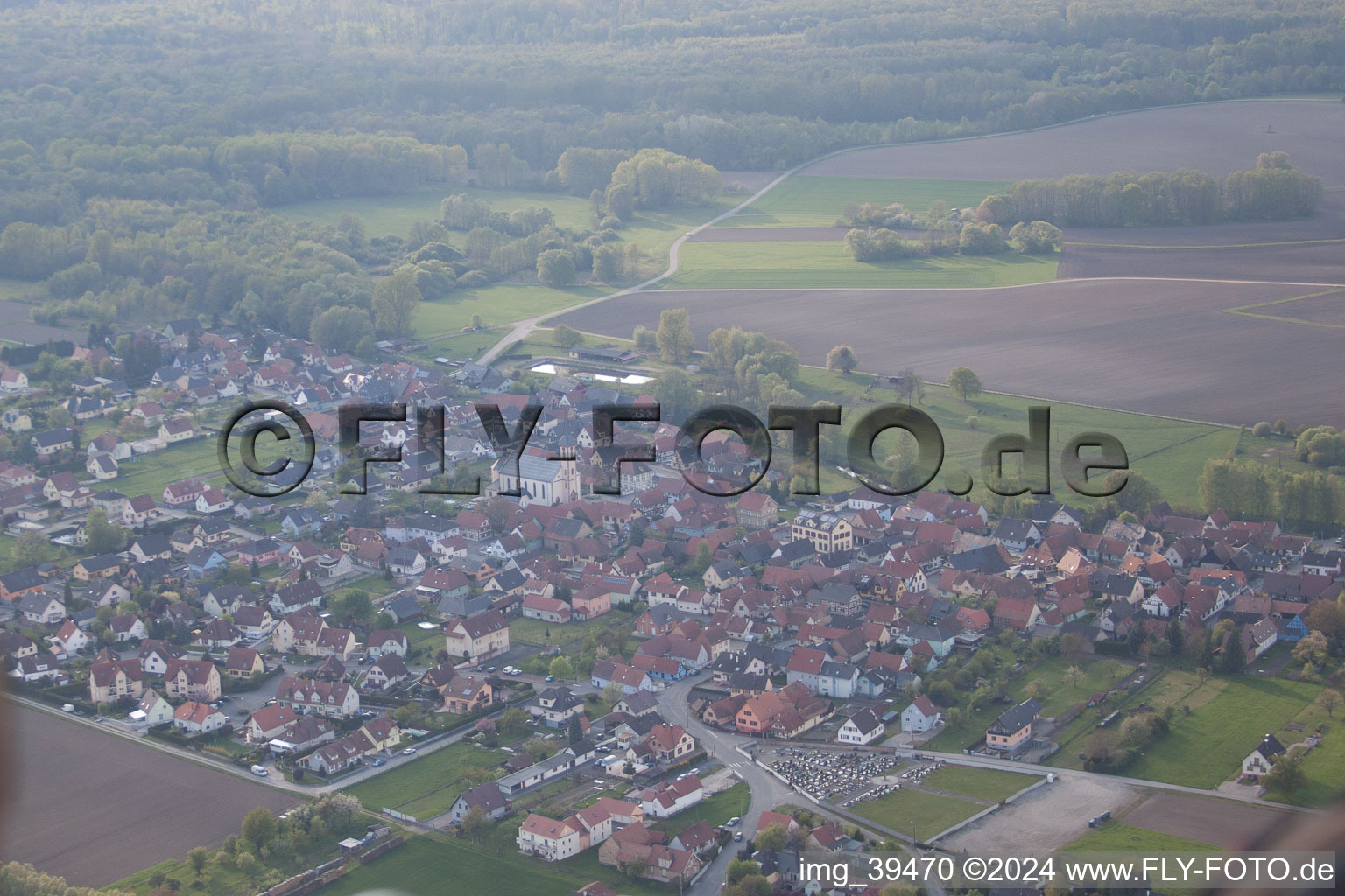 Rœschwoog dans le département Bas Rhin, France vue d'en haut