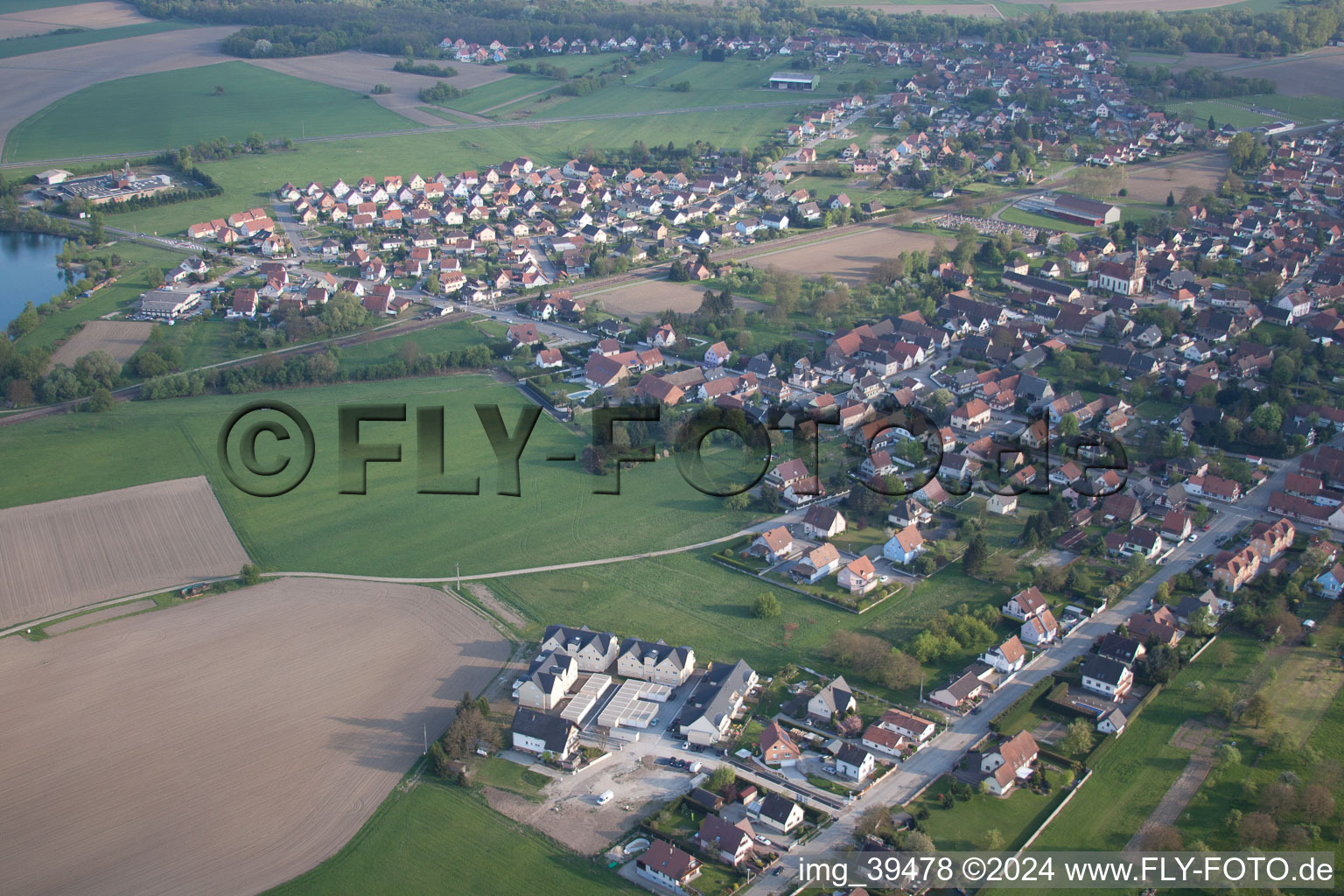 Vue d'oiseau de Rountzenheim dans le département Bas Rhin, France