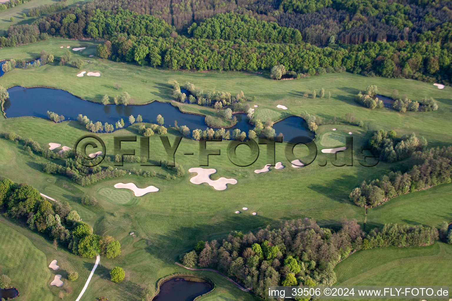 Club de golf Soufflenheim Baden-Baden à Soufflenheim dans le département Bas Rhin, France vue d'en haut