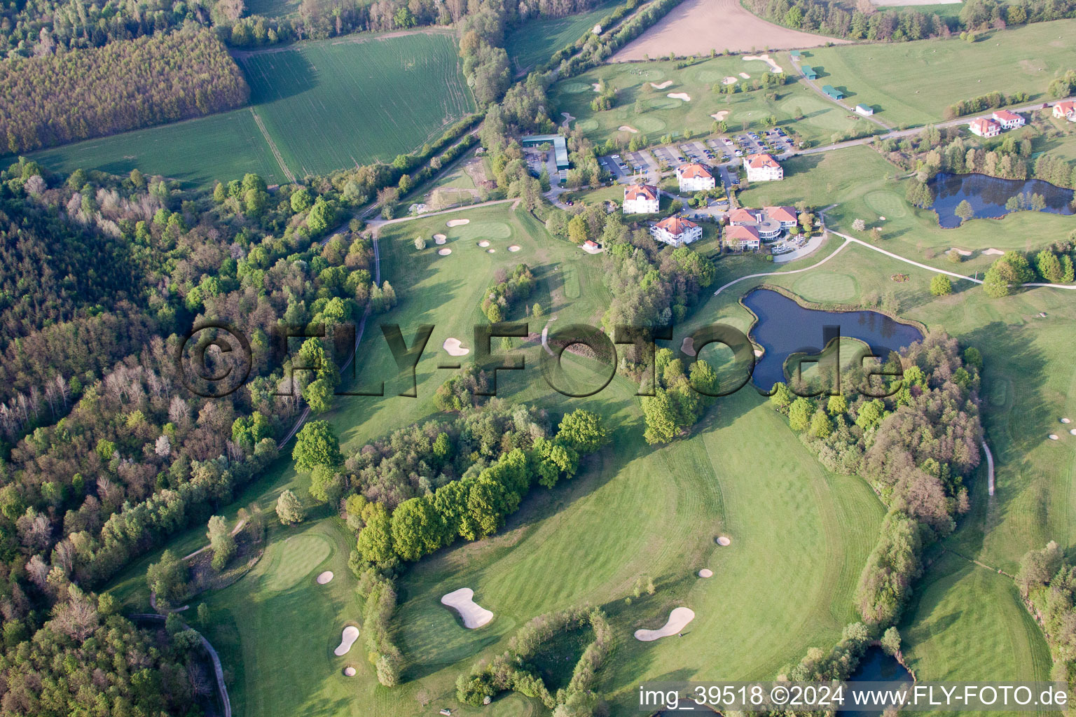 Vue oblique de Club de golf Soufflenheim Baden-Baden à Soufflenheim dans le département Bas Rhin, France