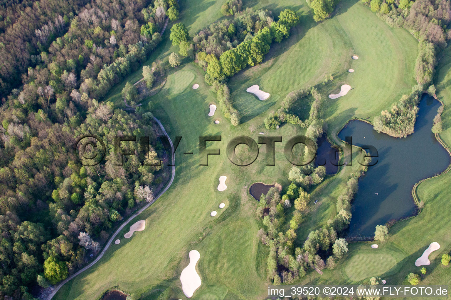 Club de golf Soufflenheim Baden-Baden à Soufflenheim dans le département Bas Rhin, France hors des airs