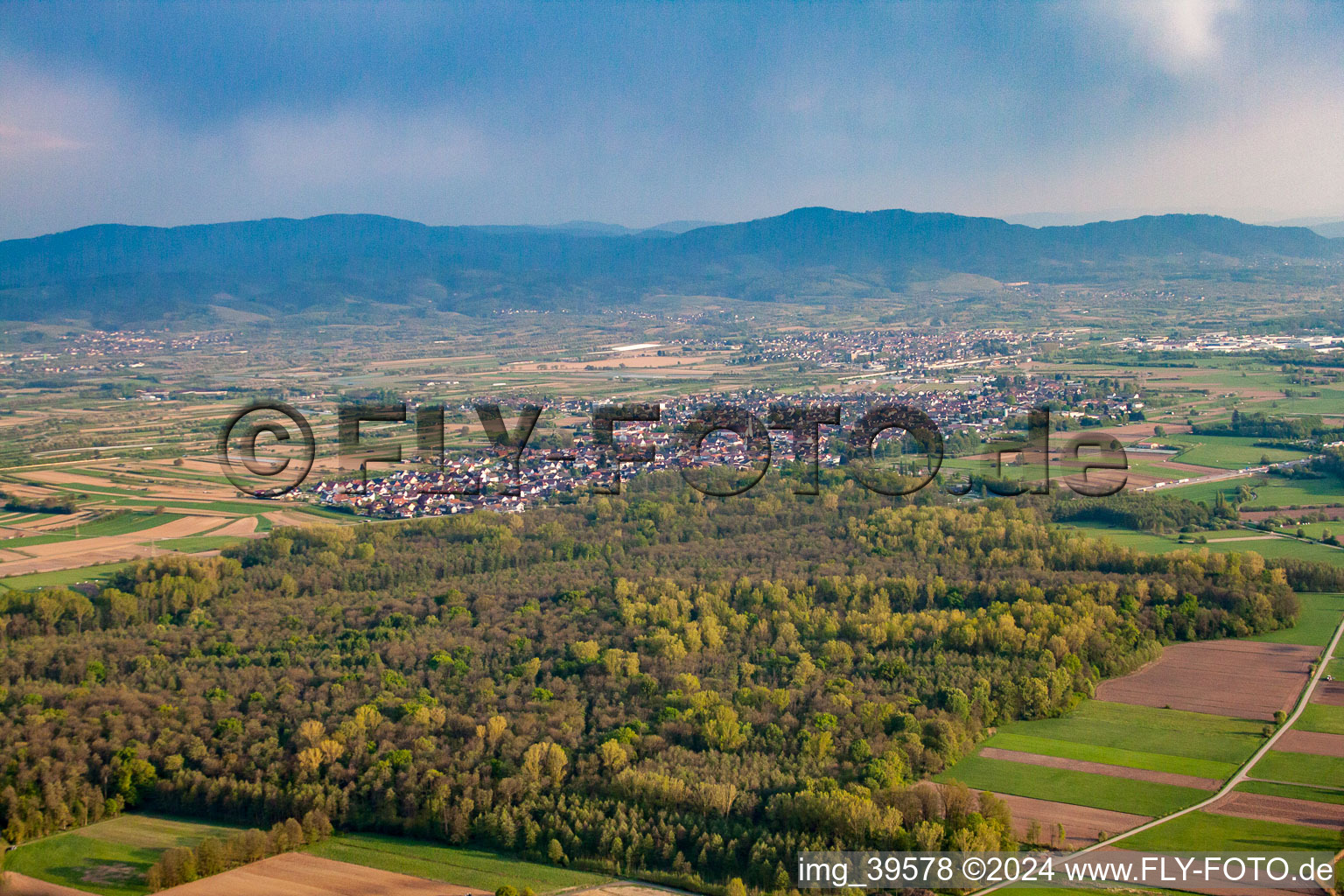 Vue aérienne de Du sud-ouest à Renchen dans le département Bade-Wurtemberg, Allemagne