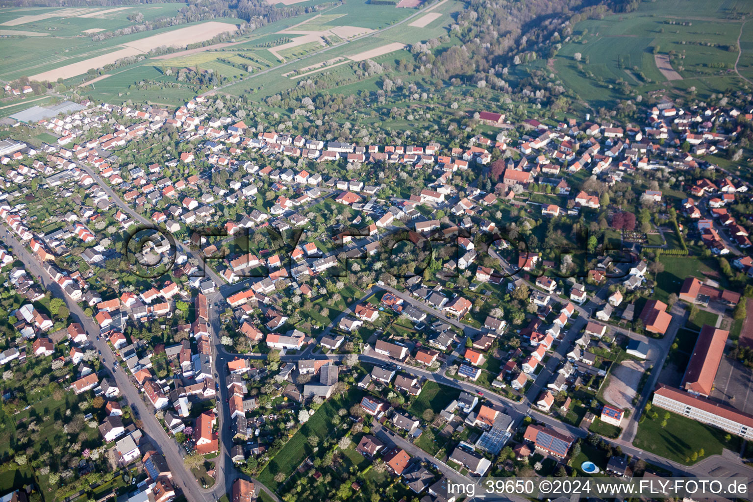 Vinningen dans le département Rhénanie-Palatinat, Allemagne d'en haut