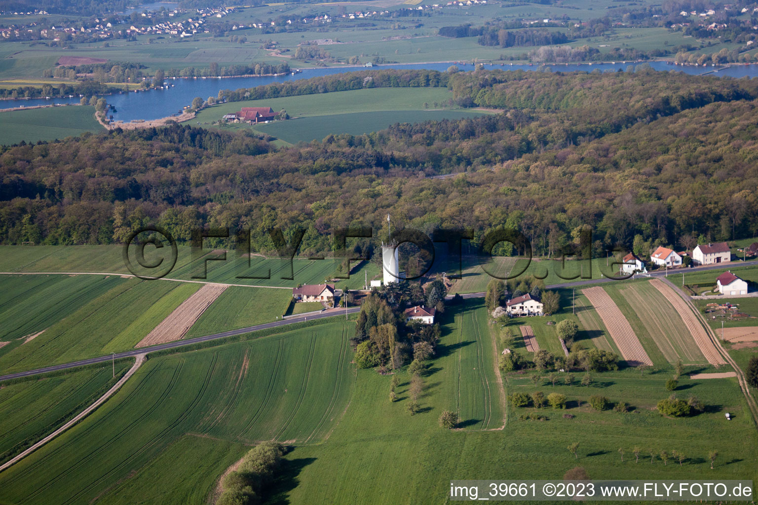 Photographie aérienne de Ernestviller dans le département Moselle, France