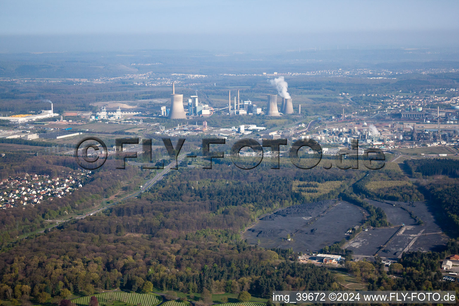 Vue oblique de Saint-Avold dans le département Moselle, France