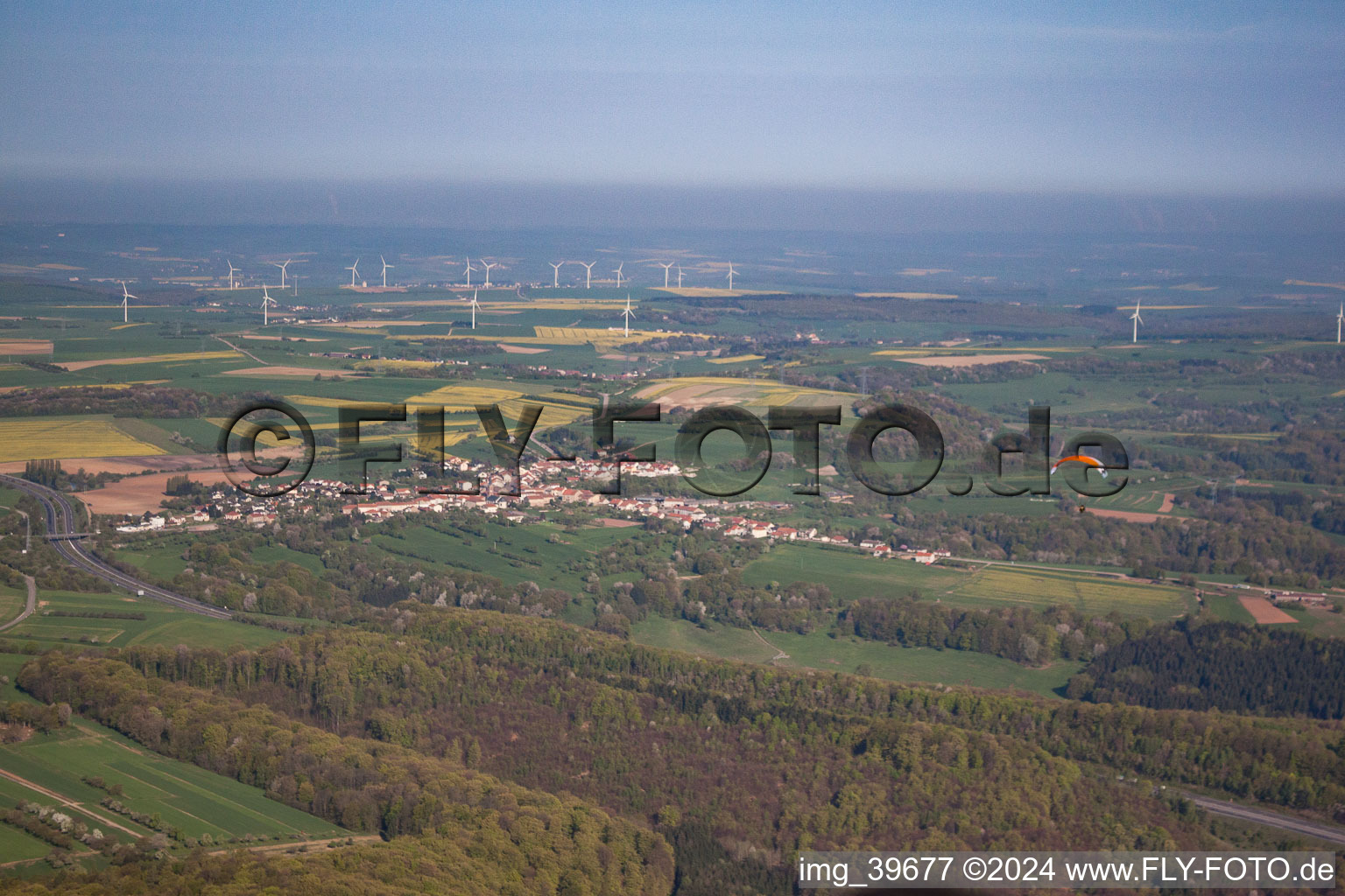 Vue aérienne de Longeville-lès-Saint-Avold dans le département Moselle, France