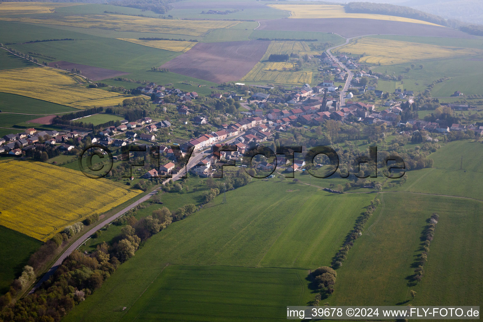 Vue aérienne de Coume dans le département Moselle, France