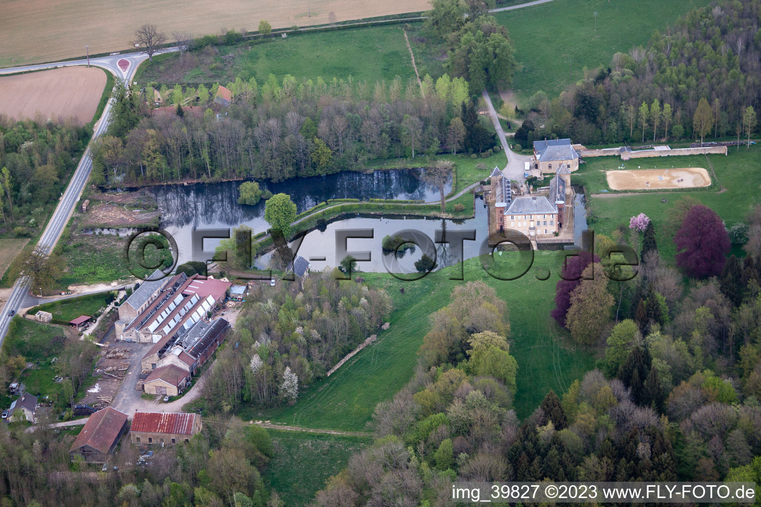 Photographie aérienne de Rubécourt-et-Lamécourt dans le département Ardennes, France