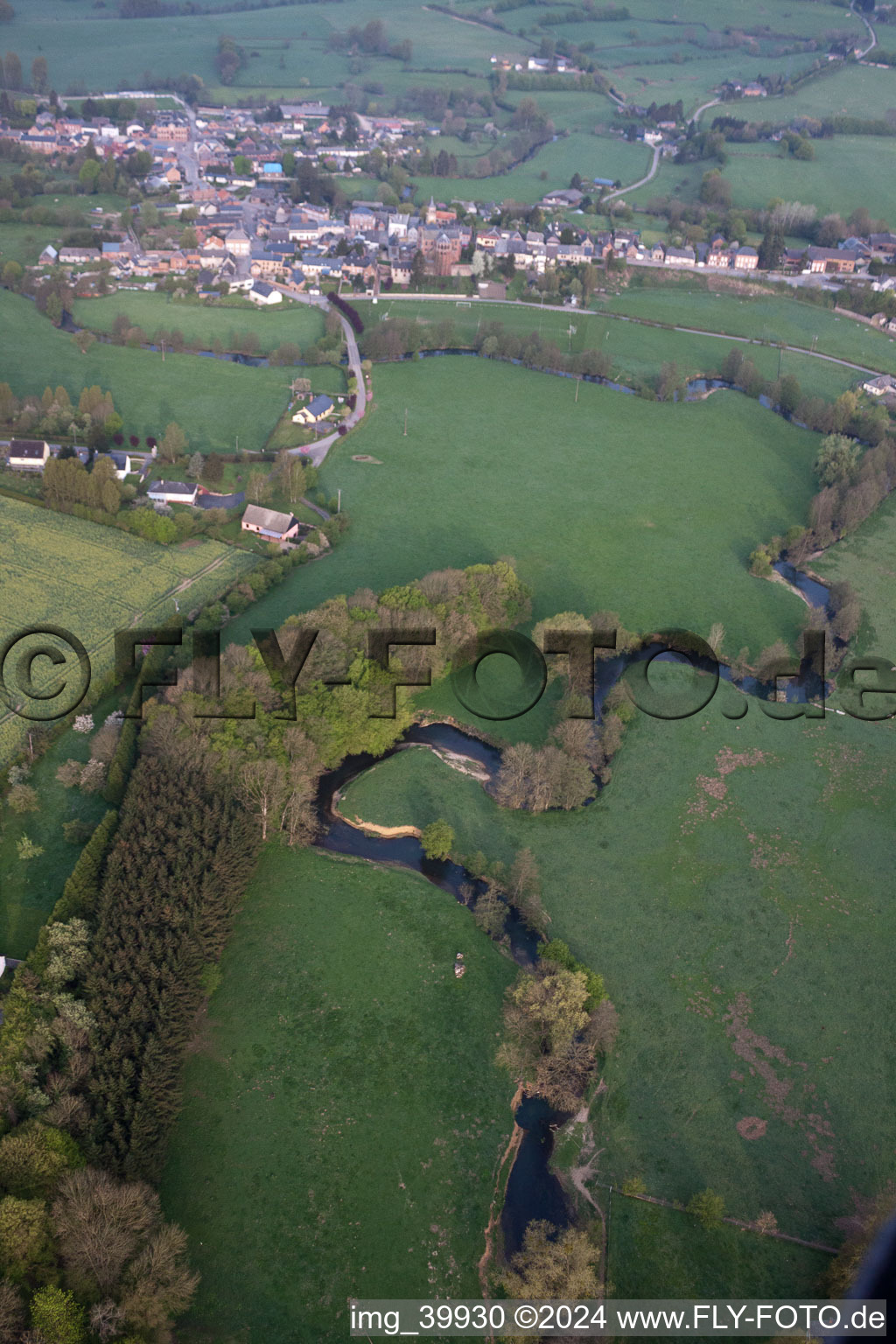 Vue aérienne de Origny-en-Thiérache dans le département Aisne, France