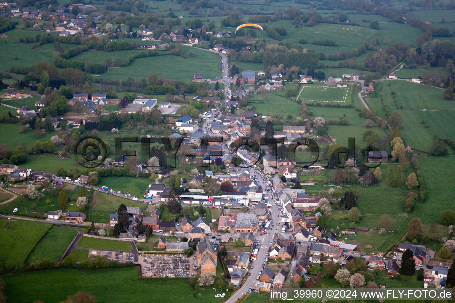 Vue aérienne de Marly-Gomont dans le département Aisne, France