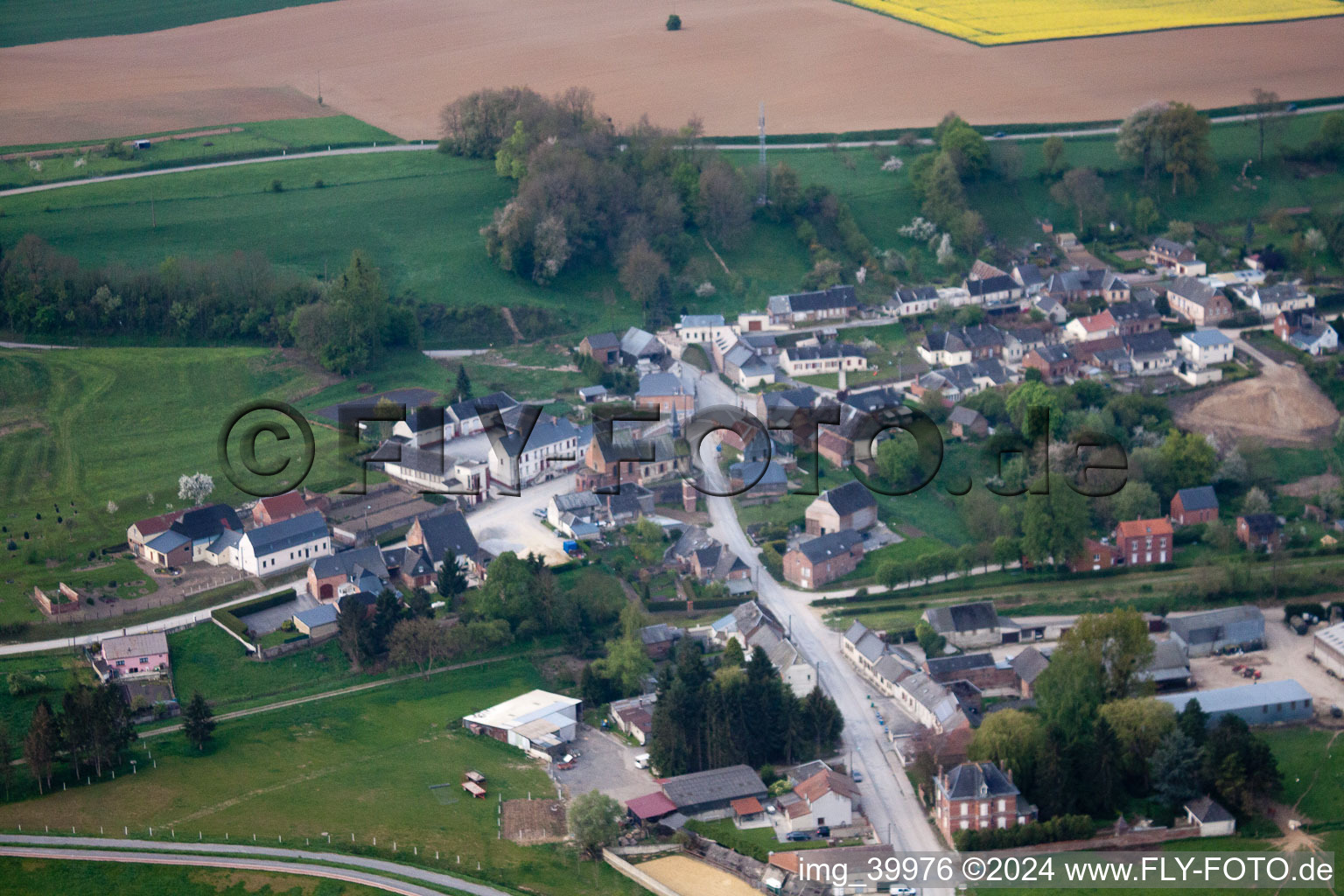 Vue aérienne de Proisy dans le département Aisne, France