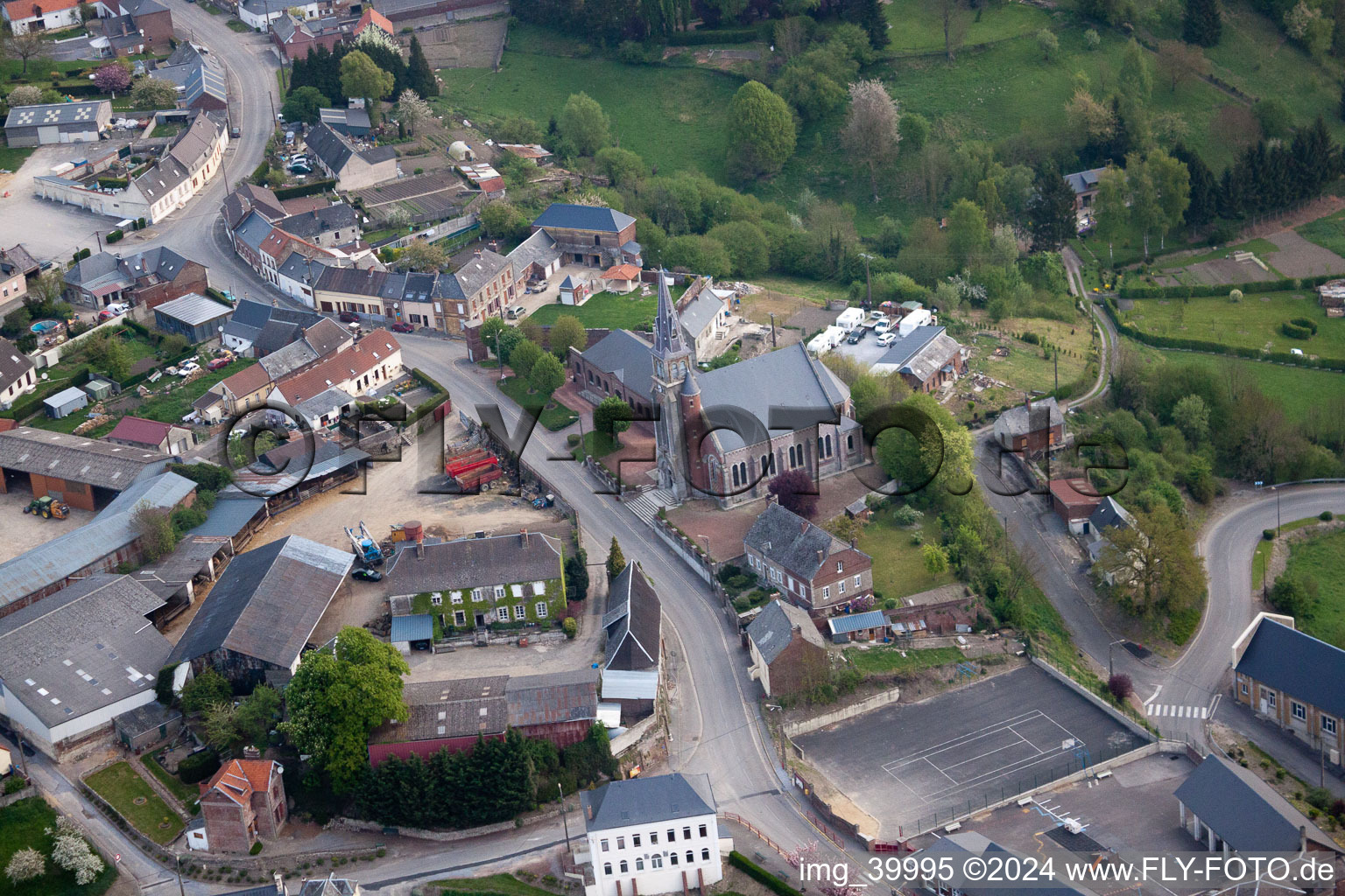 Vue oblique de Lesquielles-Saint-Germain dans le département Aisne, France