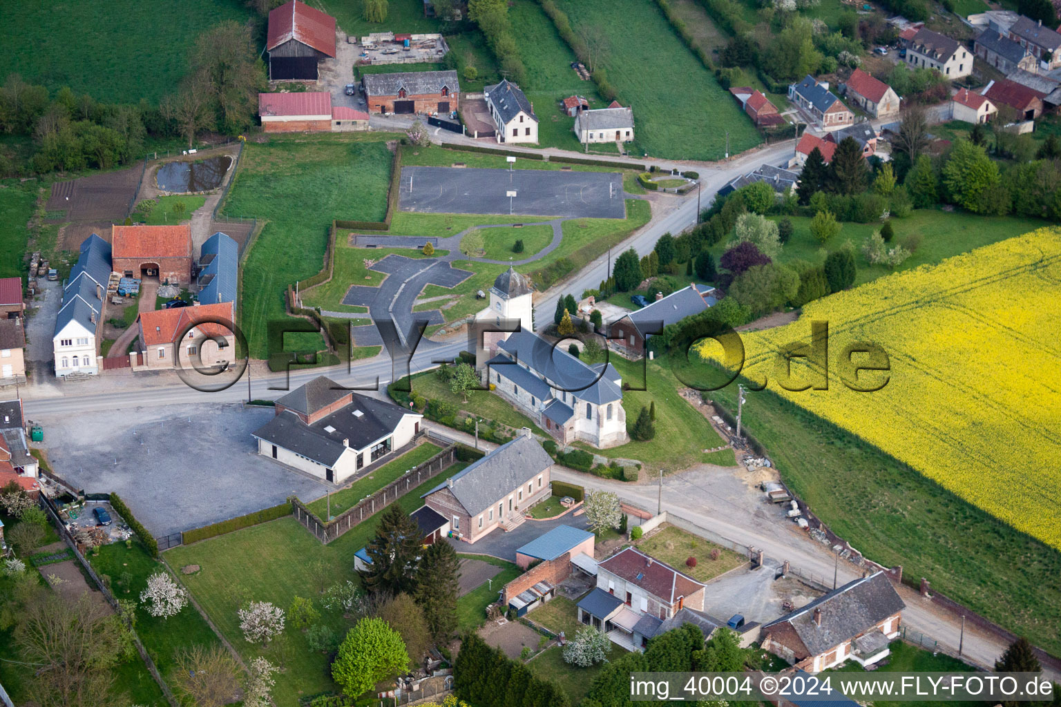 Vue aérienne de Grougis dans le département Aisne, France