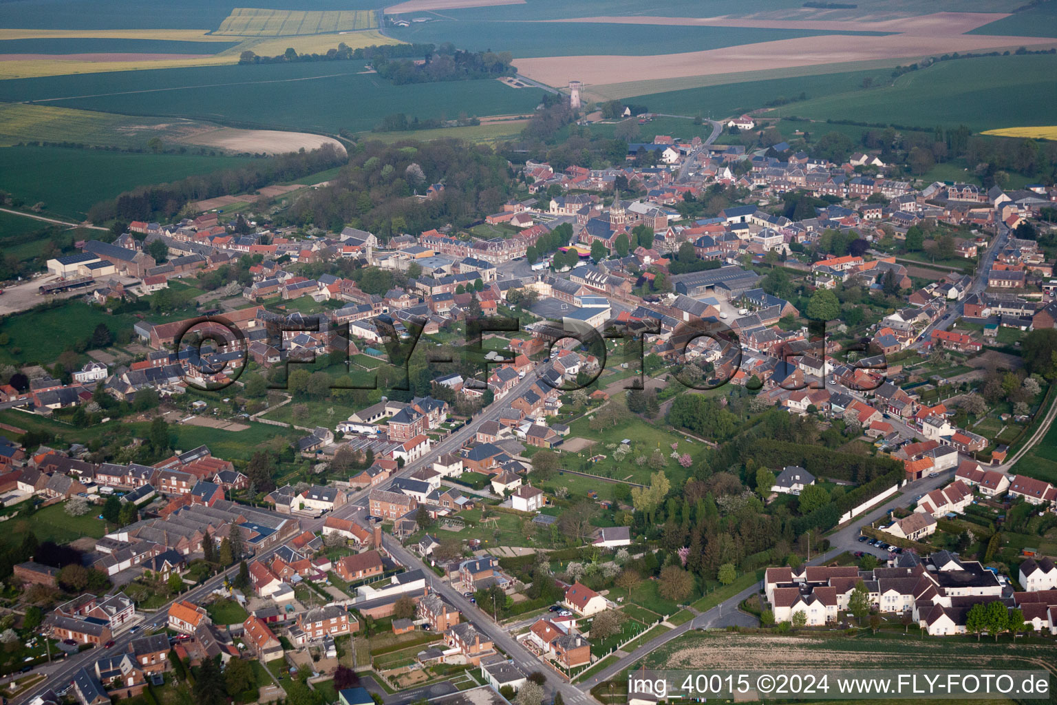 Vue aérienne de Beaurevoir dans le département Aisne, France