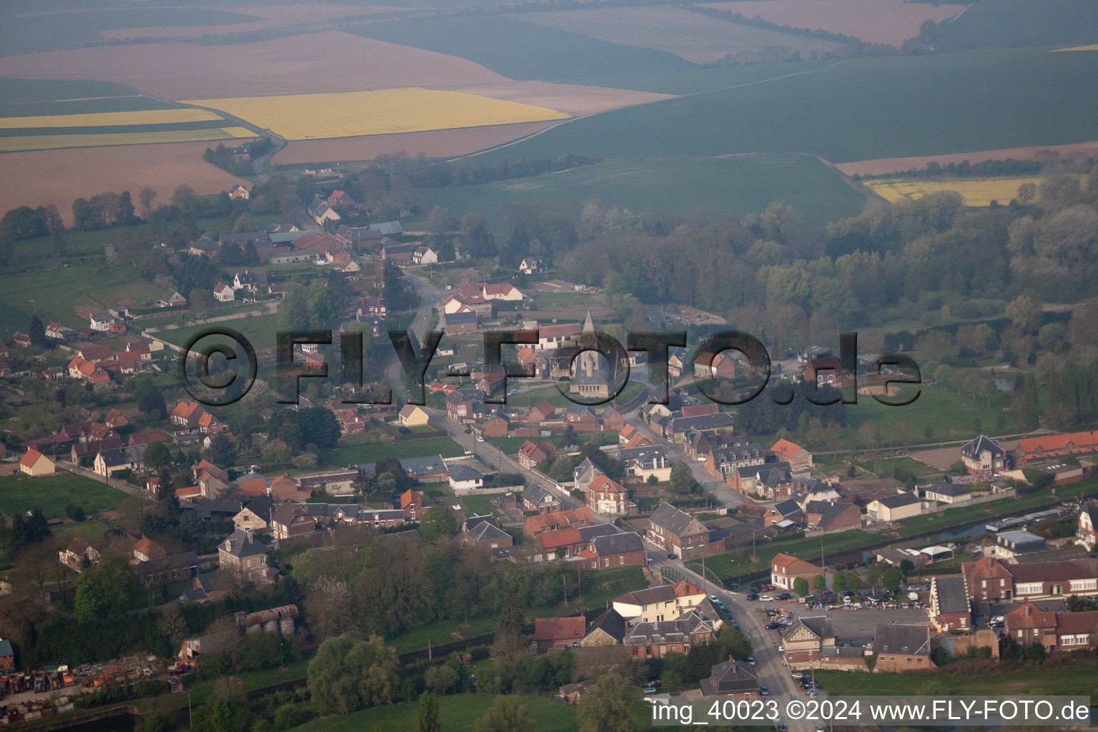 Photographie aérienne de Vendhuile dans le département Aisne, France