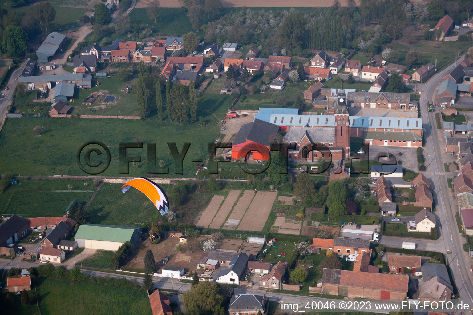 Vue aérienne de Haplincourt dans le département Pas de Calais, France