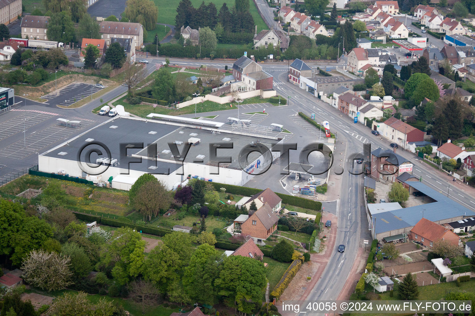 Vue aérienne de Avesnes-lès-Bapaume dans le département Pas de Calais, France