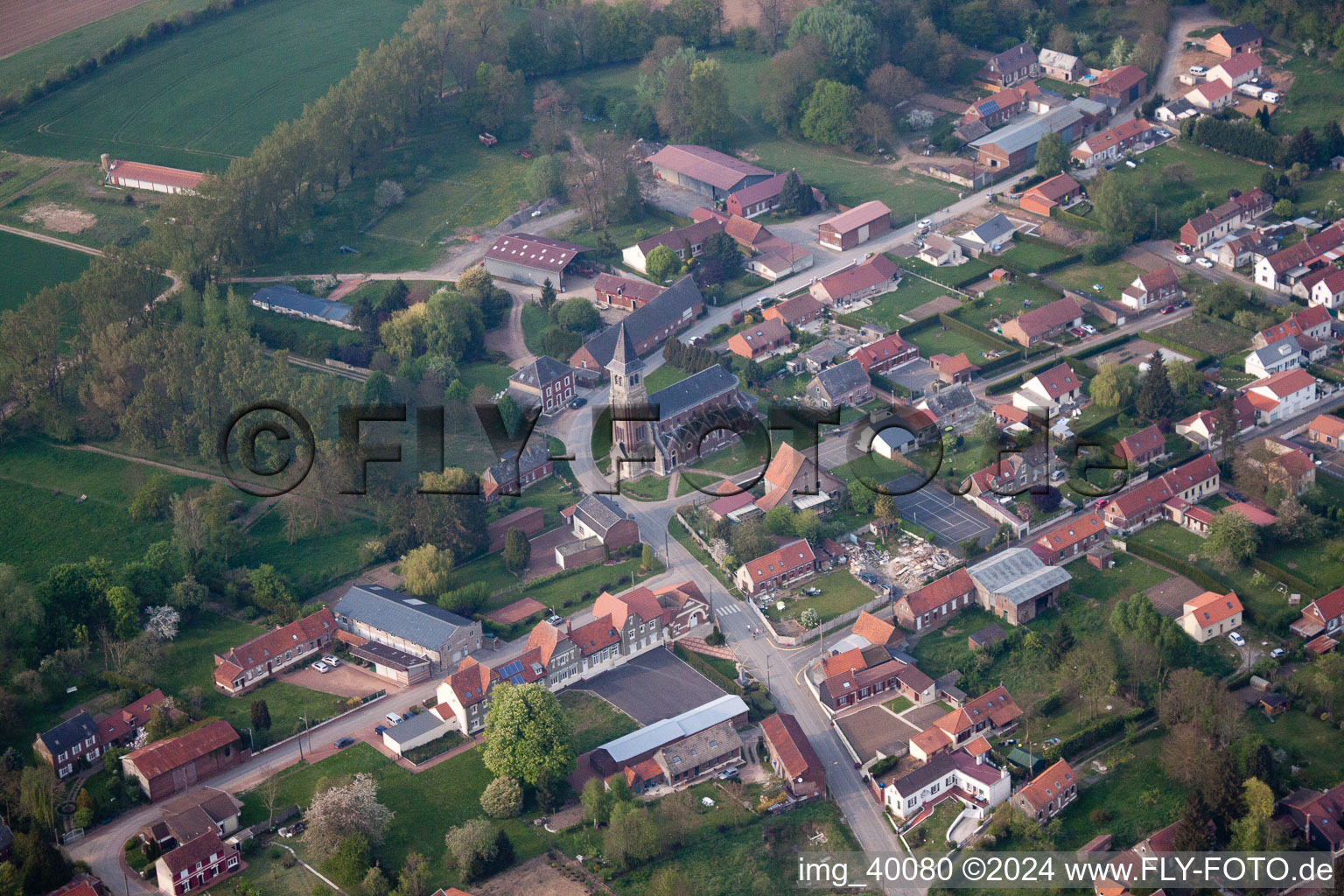 Vue aérienne de Courcelles-le-Comte dans le département Pas de Calais, France